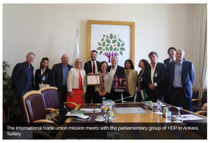 International trade unions show solidarity with Turkish workers